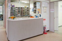 いむた内科 受付1